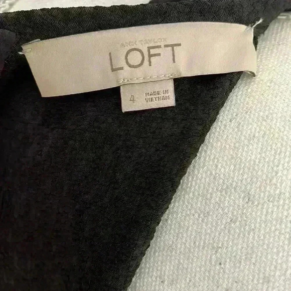 Loft Black Cold Shoulder Short Sleeve Light Dress Size 4​​ - Picture 5 of 5